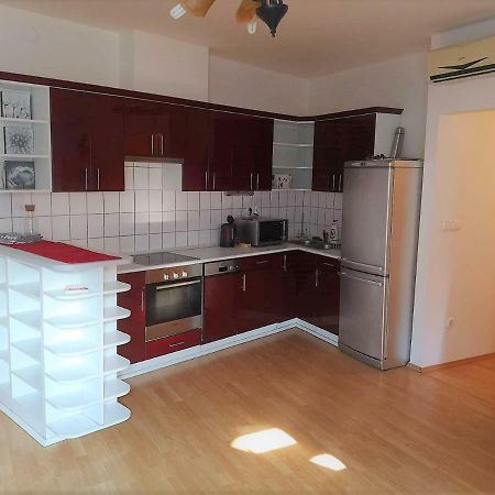 Centrum - A. Apartman Pécs Eksteriør billede