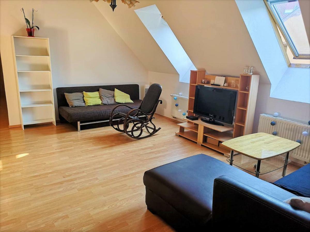 Centrum - A. Apartman Pécs Eksteriør billede