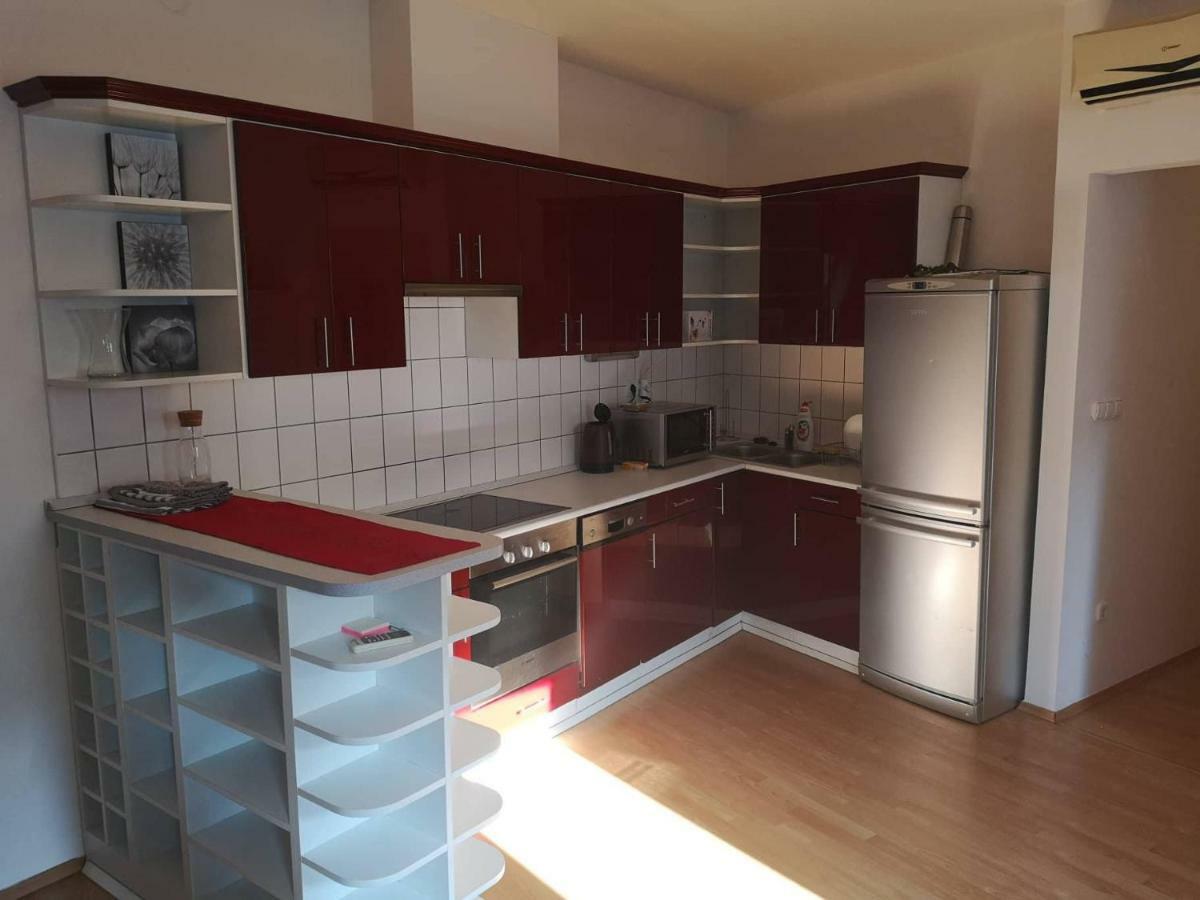 Centrum - A. Apartman Pécs Eksteriør billede